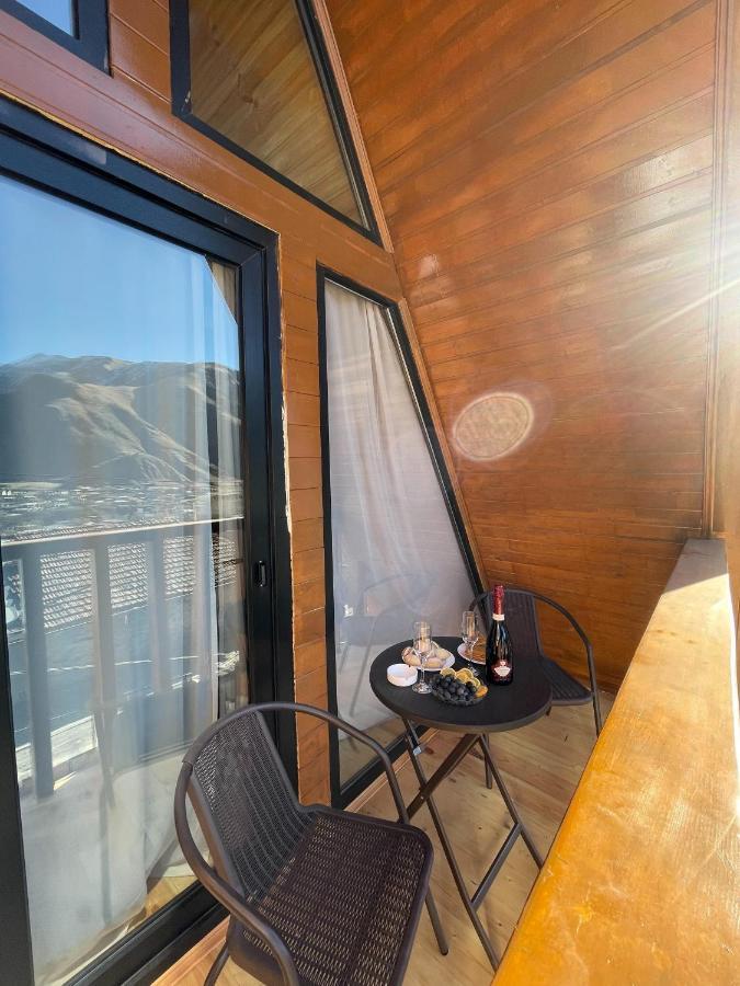 Twin Cottages Kazbegi Eksteriør bilde